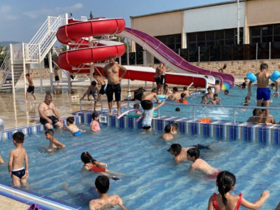 Kozan Mehmet Açıkgöz Yüzme Havuzu ve Aquapark